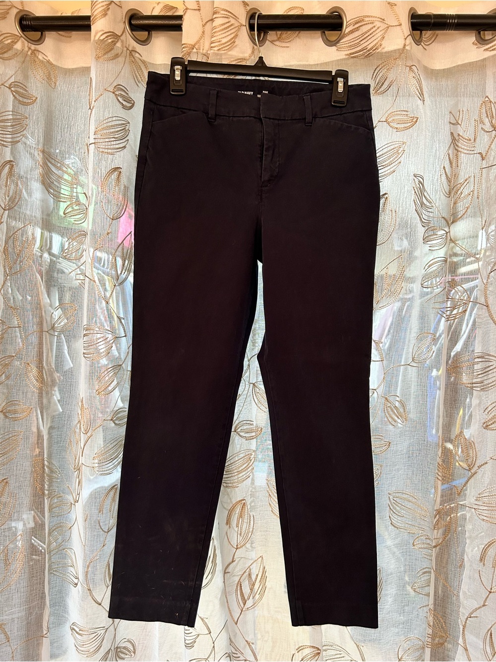 Old Navy Women's Straight Leg pixie khaki- Navy